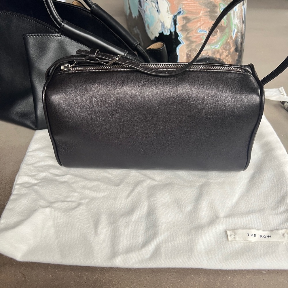 The Row 90’s bag